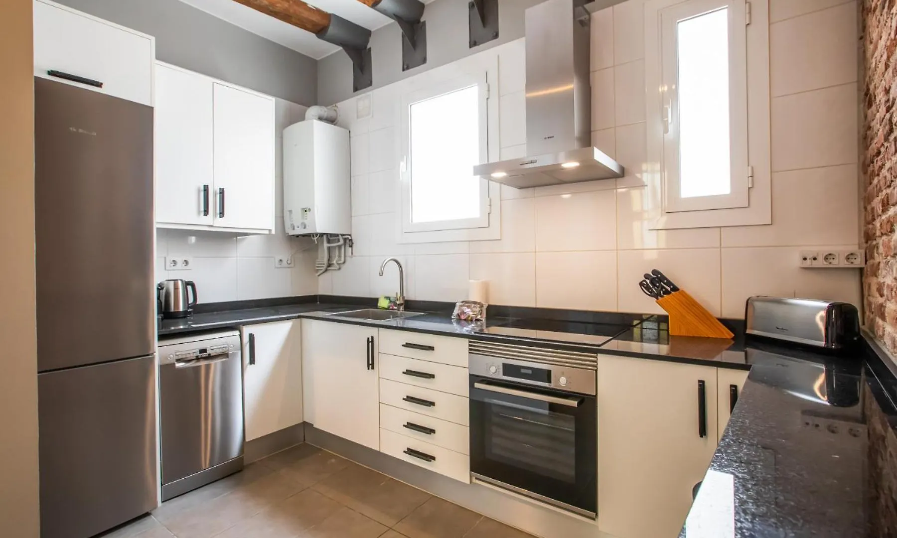 43Mal1000-Nice&Bright 2Br Flat Next To Sagrada Familia Barcelona Spain